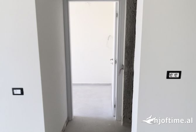 Shtepi ne shitje 1+1 ne Tirane - 71,000 Euro