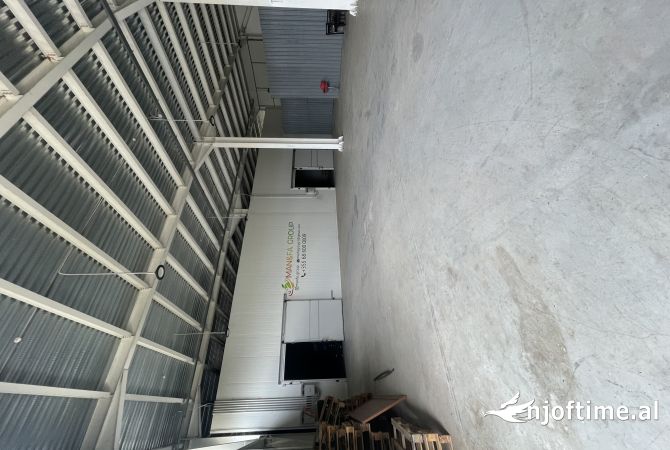 Ambient biznesi me qera 4+1 ne Tirane - 1,500 Euro