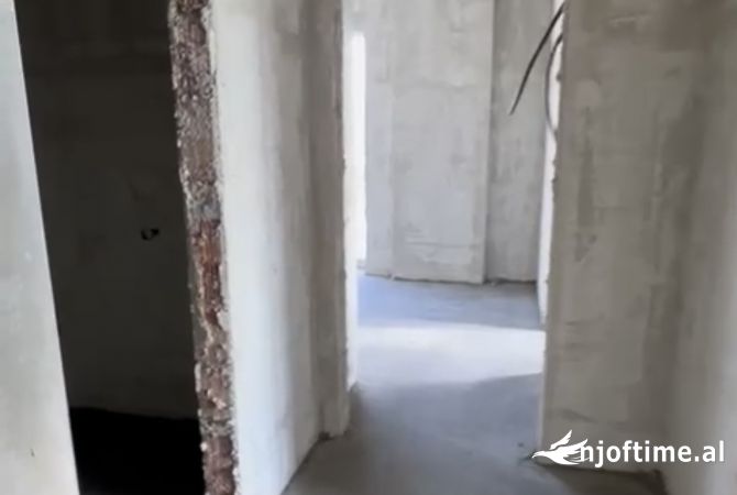 House for Sale 2+1 in Tirana - 82,400 Euro