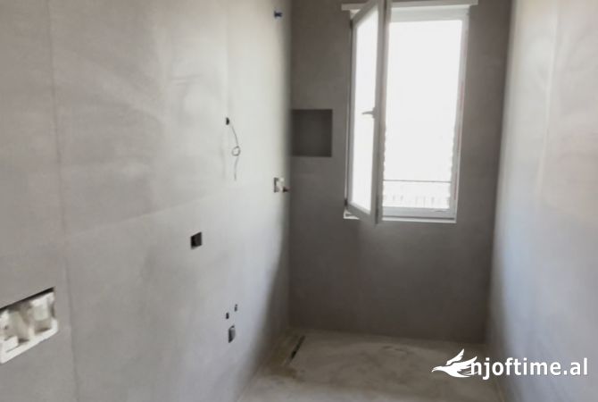 Shtepi ne shitje 2+1 ne Tirane - 105,200 Euro