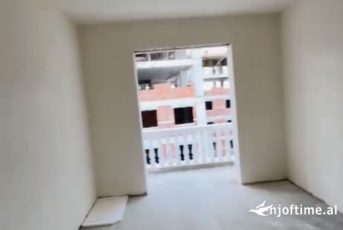 Shtepi ne shitje 2+1 ne Tirane - 90,000 Euro
