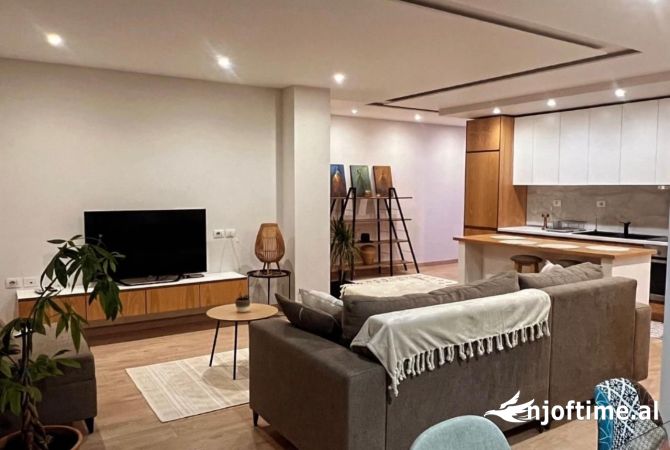 🏡 Apartament me qera 3+1+2 i mobiluar tek Kopshti botanik