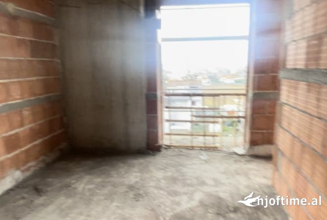 Shtepi ne shitje 1+1 ne Tirane - 57,200 Euro