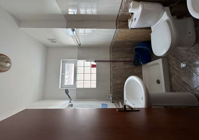 Shtepi me qera 2+1 ne Tirane - 450 Euro
