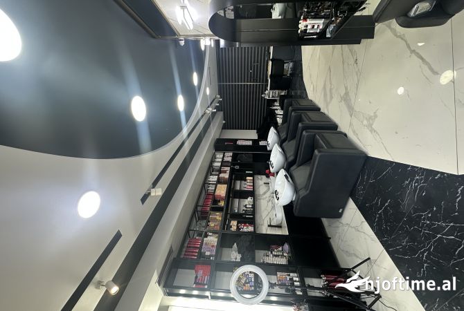 SHITET DYQAN 140m2 BUZE RRUGE