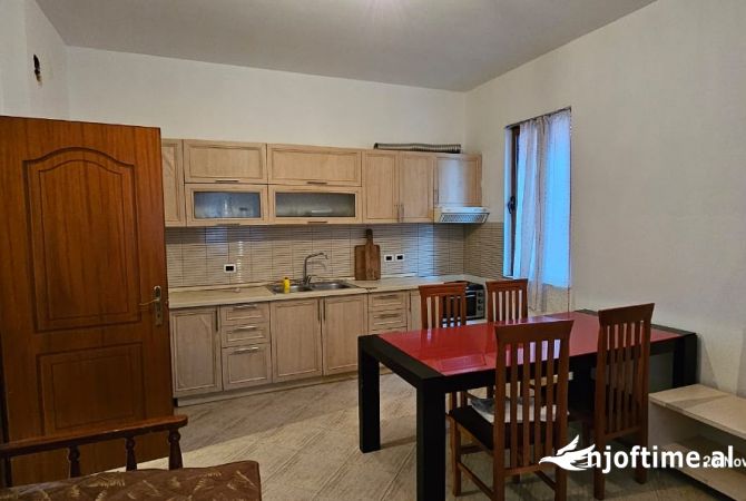 Shtepi me qera 2+1 ne Tirane - 500 Euro