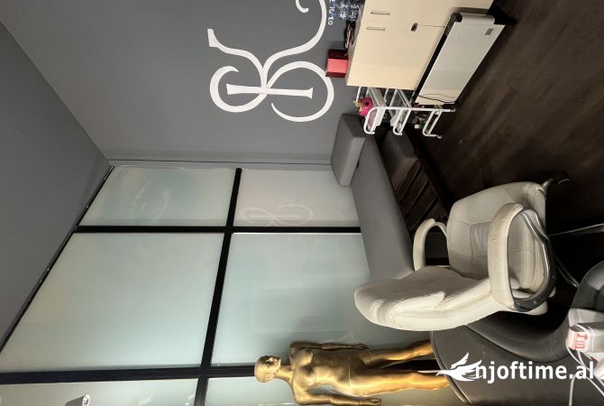 Ambient biznesi ne shitje 1+1 ne Tirane - 9,000 Euro