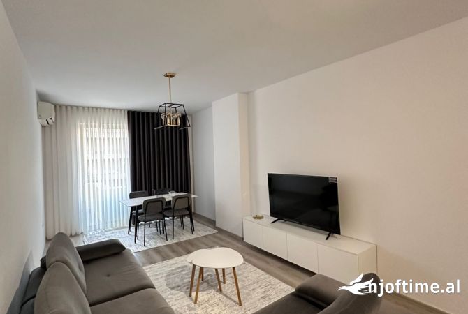 Jap me qera super shtepi 1+1