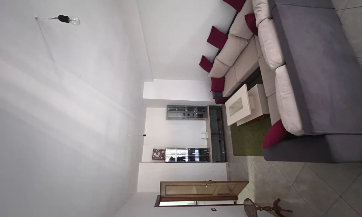 Shtepi me qera Apartament ne Tirane, 2+1, Mobilimi E mobiluar, Pagesa 60,000  Leke.