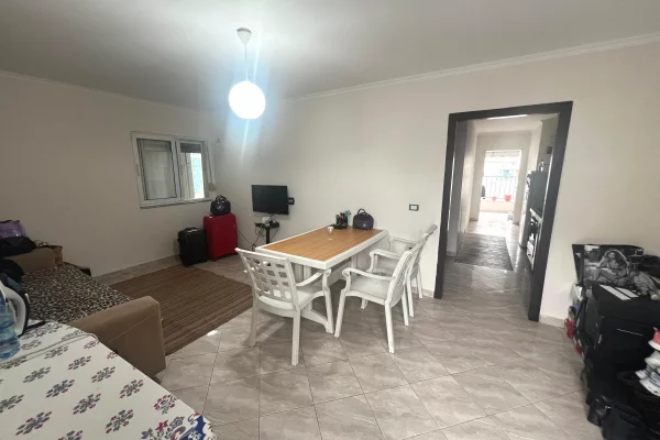 Apartament me qera zogu zi