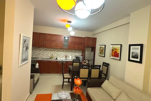 Apartament me qera 2+1 prane delijorgjit 