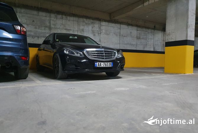 Makina ne shitje ne Tirane - 11,900 Euro