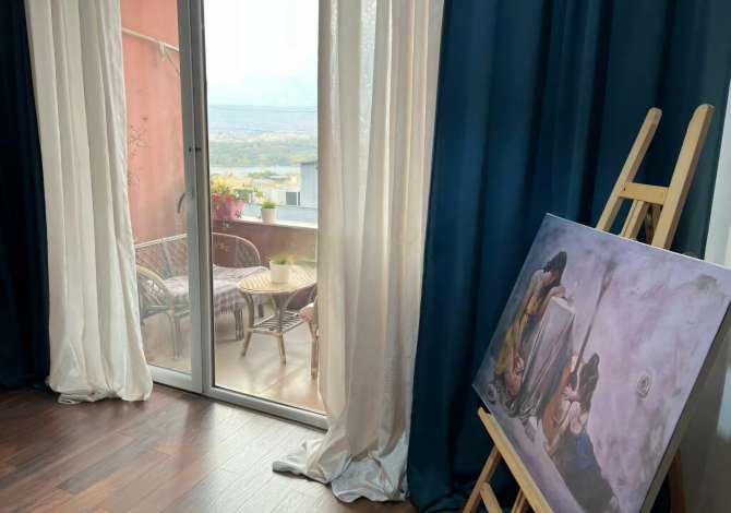 Shtepi ne shitje 2+1 ne Tirane - 180,000 Euro