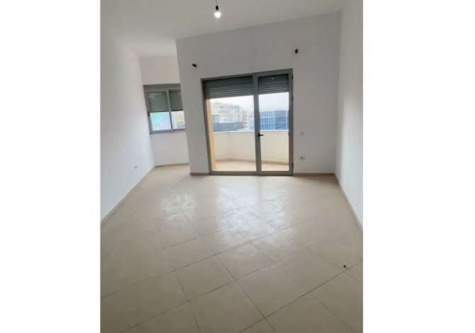 Shtepi ne shitje 2+1 ne Tirane - 275,000 Euro