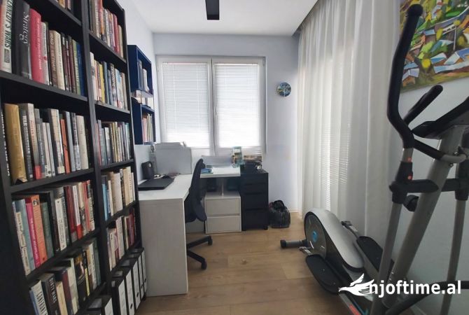 Shtepi me qera Duplex(shtepi me 2 kate) ne Tirane, 3+1, Mobilimi E mobiluar, Pagesa 1,300  Euro.