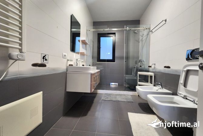 Luxury villas for rent in Tirana 4+1, Furnished