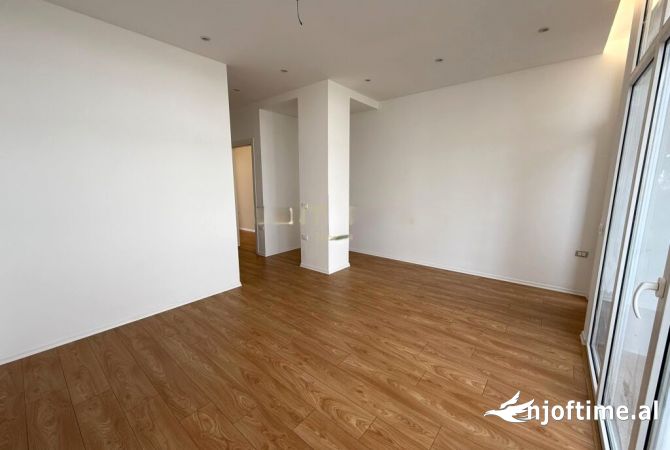 Shtepi ne shitje 2+1 ne Tirane - 340,000 Euro
