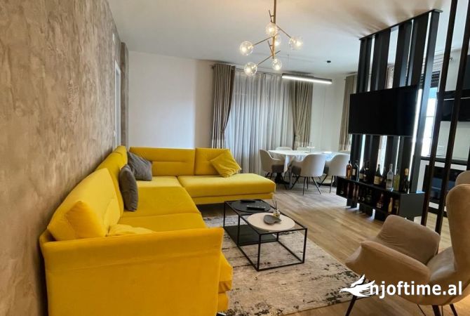 Shtepi me qera 2+1 ne Tirane - 700 Euro