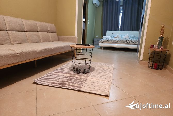 Shtepi me qera Garsoniere ne Tirane - 450 Euro