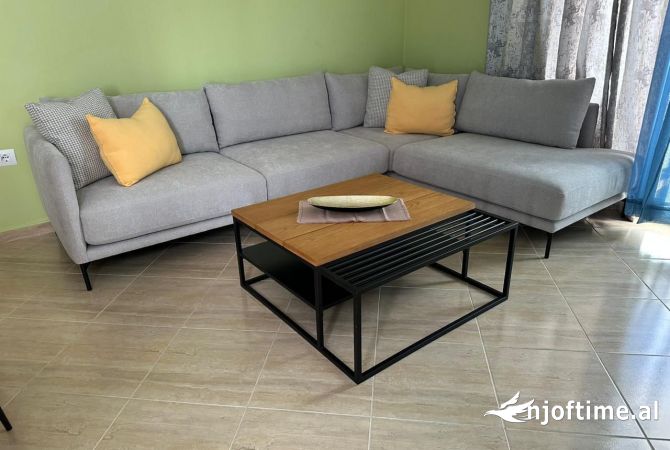 Apartament me qera 2+1