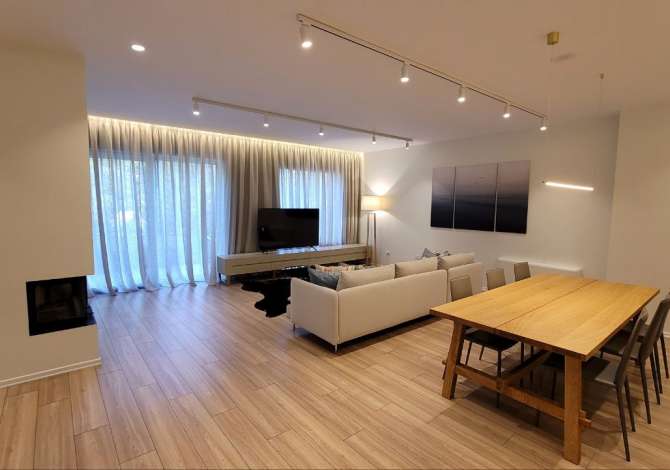 Shtepi ne shitje Apartament ne Tirane, 4+1, Mobilimi E mobiluar, Pagesa 650,000  Euro.