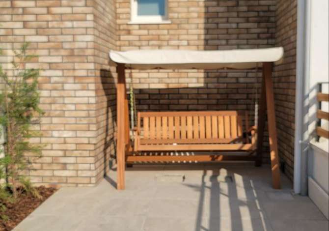 Shtepi ne shitje Apartament ne Tirane, 4+1, Mobilimi E mobiluar, Pagesa 650,000  Euro.