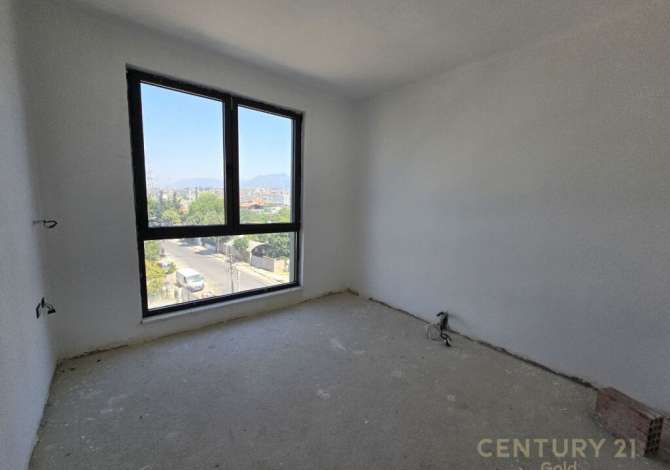 Shtepi ne shitje Apartament ne Tirane, 2+1, Mobilimi Bosh, pa mobiluar, Pagesa 255,000  Euro.