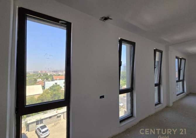 Shtepi ne shitje Apartament ne Tirane, 2+1, Mobilimi Bosh, pa mobiluar, Pagesa 255,000  Euro.