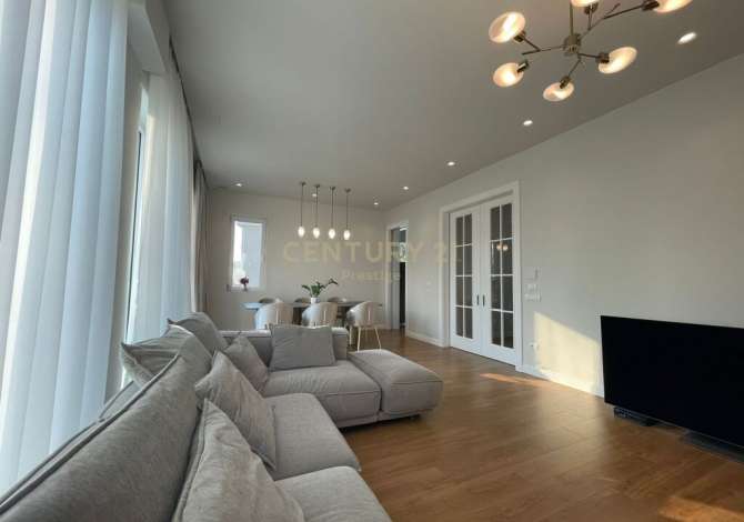 Shtepi me qera Vila Luksoze ne Tirane, 5+1, Mobilimi E mobiluar, Pagesa 4,000  Euro.