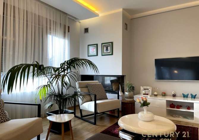 Shtepi ne shitje 4+1 ne Tirane - 670,000 Euro
