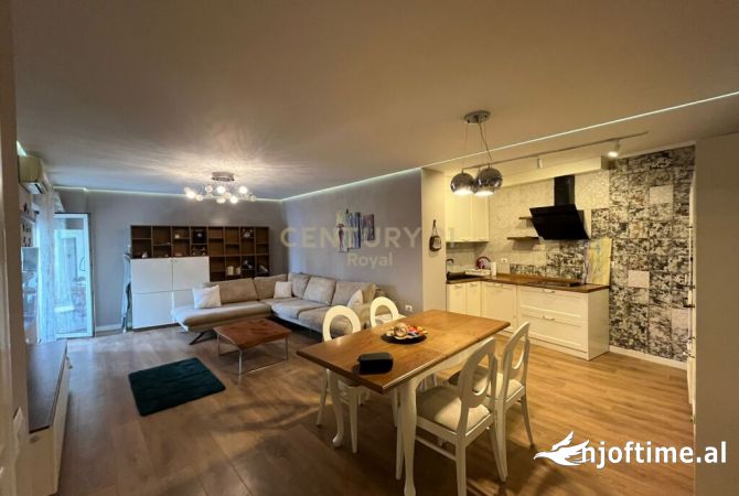 Shtepi me qera 2+1 ne Tirane - 1,000 Euro