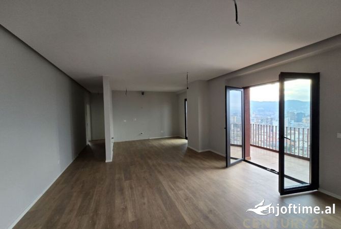 Shtepi me qera 2+1 ne Tirane - 1,900 Euro