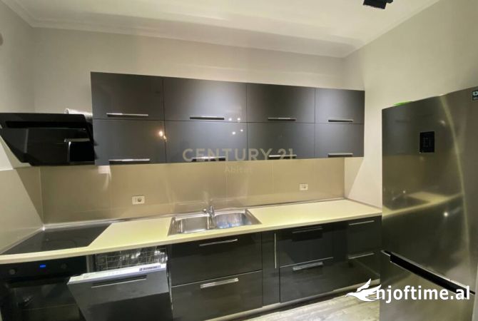 Shtepi ne shitje 2+1 ne Tirane - 230,000 Euro