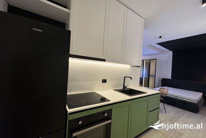 Shtepi me qera Apartament ne Tirane, Garsoniere, Mobilimi E mobiluar, Pagesa 470  Euro.