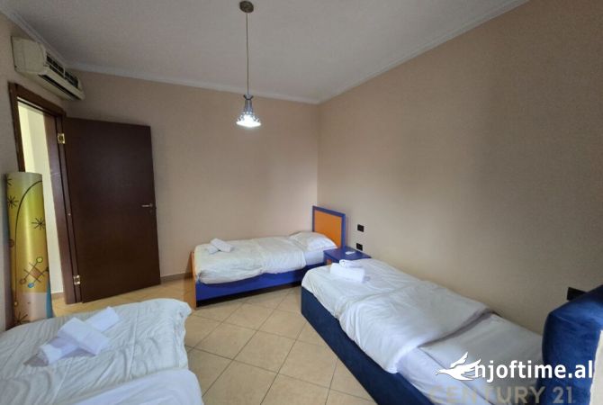 Shtepi me qera Apartament ne Tirane, 2+1, Mobilimi Bosh, pa mobiluar, Pagesa 1,000  Euro.