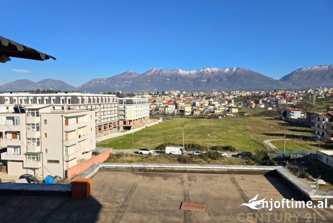 Shtepi ne shitje 4+1 ne Tirane - 190,000 Euro
