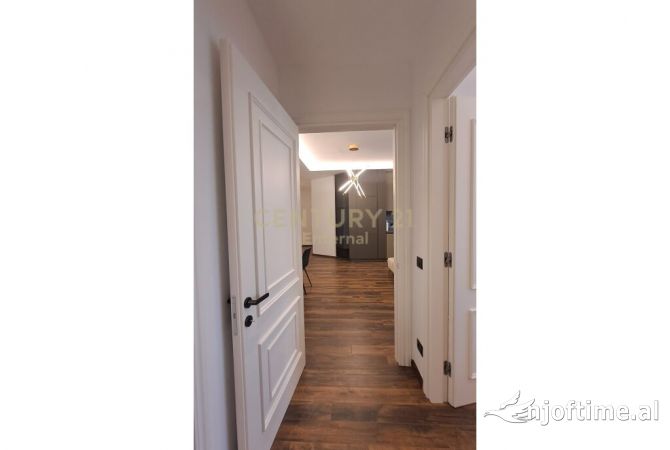 Shtepi me qera Apartament ne Tirane, 2+1, Mobilimi E mobiluar, Pagesa 2,500  Euro.