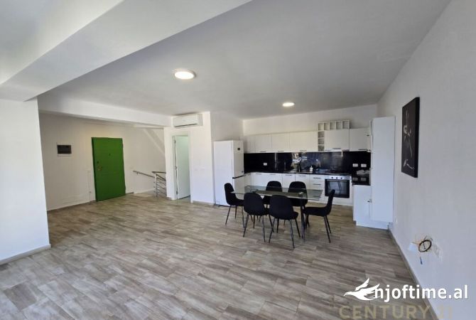 Shtepi me qera 3+1 ne Tirane - 1,200 Euro