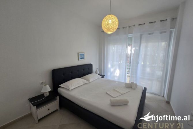 Shtepi ne shitje Apartament ne Durres, 2+1, Mobilimi E mobiluar, Pagesa 205,000  Euro.