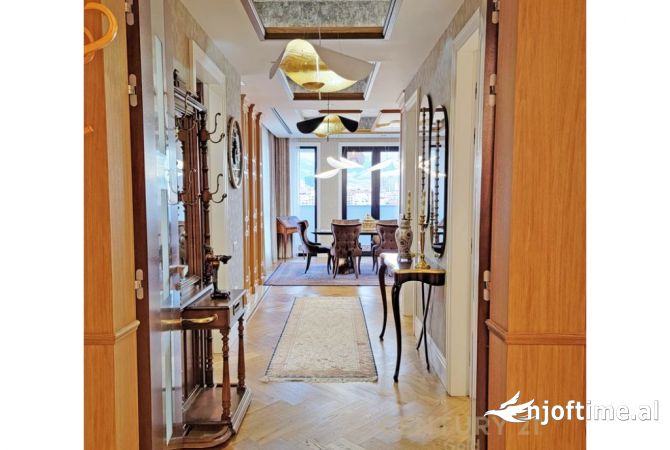 Shtepi ne shitje 6+1 ne Tirane - 1,600,000 Euro