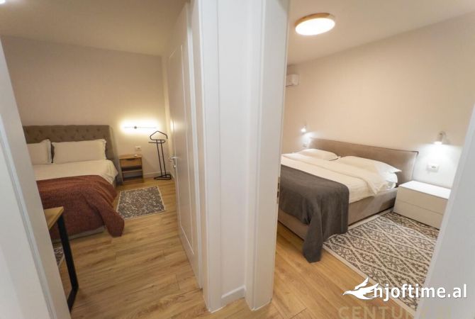 Shtepi ne shitje Apartament ne Tirane, 2+1, Mobilimi E mobiluar, Pagesa 310,000  Euro.