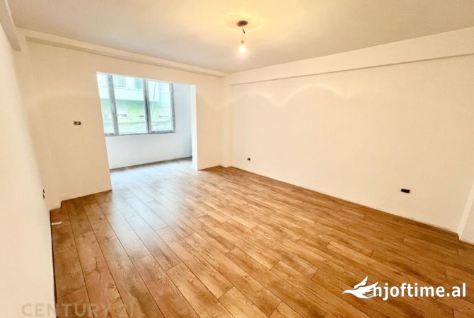 AMBIENT PER ZYRA ME QIRA PRANE SHESHIT WILLSON, NE ZONEN E BLLOKUT!