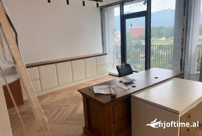Shtepi ne shitje 2+1 ne Tirane - 400,000 Euro