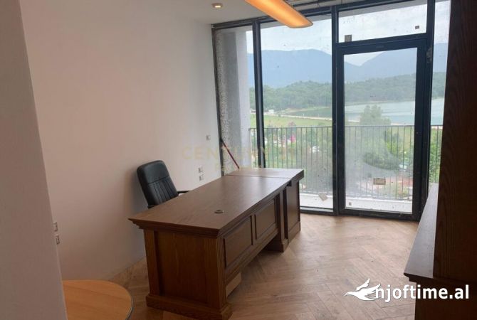 Shtepi ne shitje 2+1 ne Tirane - 400,000 Euro