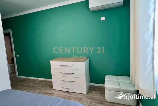 Shtepi ne shitje Apartament ne Tirane, 2+1, Mobilimi E mobiluar, Pagesa 118,000  Euro.