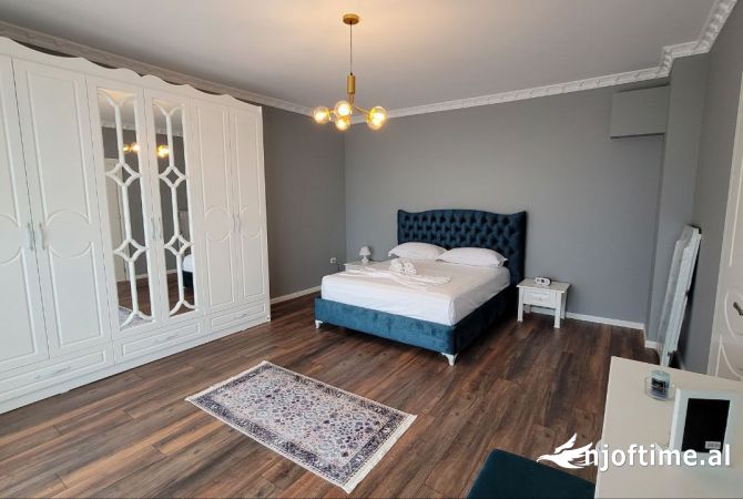 Shtepi me qera Apartament ne Tirane, 2+1, Mobilimi E mobiluar, Pagesa 900  Euro.