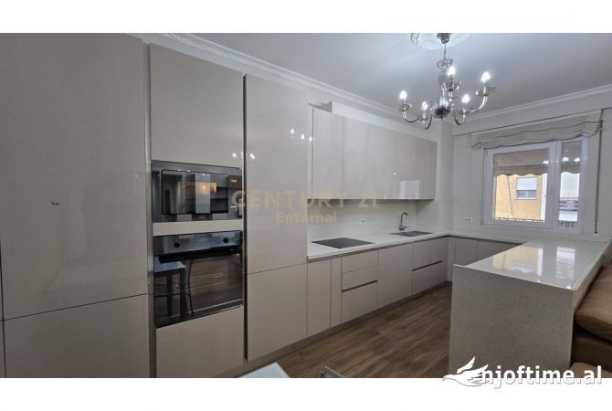 Apartment for sale in Tirana 2+1, Furnished