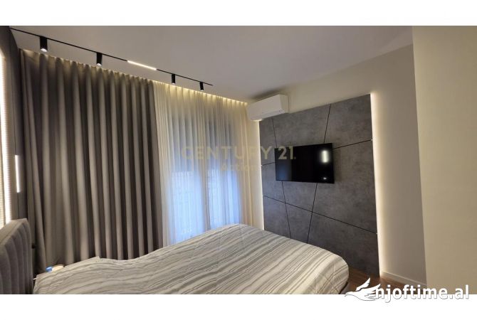 Shtepi ne shitje Apartament ne Tirane, 2+1, Mobilimi E mobiluar, Pagesa 390,000  Euro.