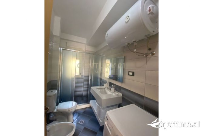 Shtepi ne shitje Apartament ne Vlore, 2+1, Mobilimi E mobiluar, Pagesa 255,000  Euro.