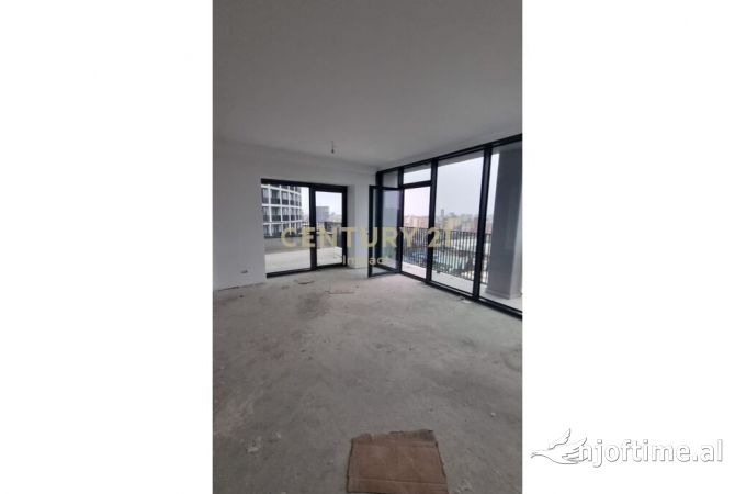 Apartment for sale in Tirana 3+1, Emty